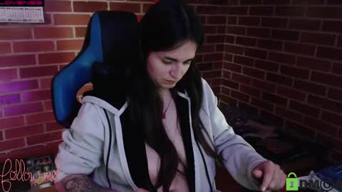 Snapshot of princesa_leia_zathur chatting on 02.25.25 Leia online show from 02.25.25