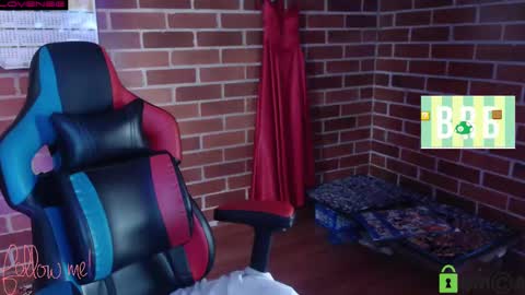 Snapshot of princesa_leia_zathur chatting on 03.12.25 Leia online show from 03.12.25