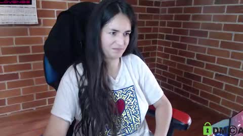 Snapshot of princesa_leia_zathur chatting on 09.29.25 Leia online show from 09.29.25