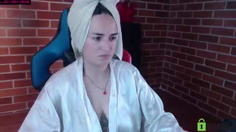 Snapshot of princesa_leia_zathur chatting on 11.30.25 Leia online show from 11.30.25