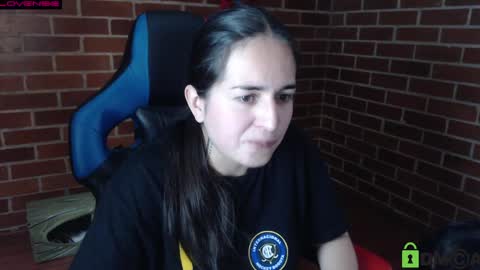 Snapshot of princesa_leia_zathur chatting on 05.12.26 Leia online show from 05.12.26