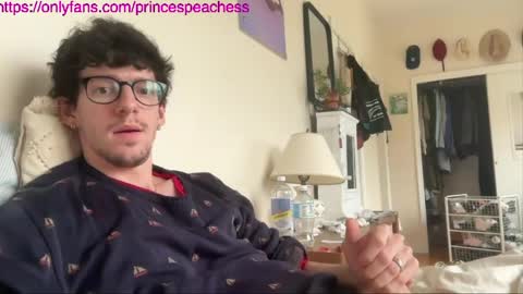 Snapshot of princespeaches chatting on 05.09.26 Peaches online show from 05.09.26