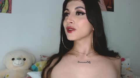 Sophie online show from 04.18.26