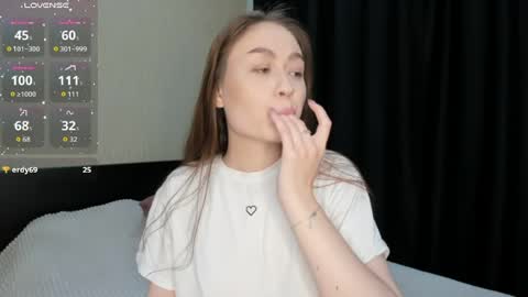 Snapshot of princess_sonya chatting on 06.09.26 Sonya online show from 06.09.26