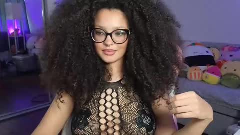 Amber online show from 11.15.25