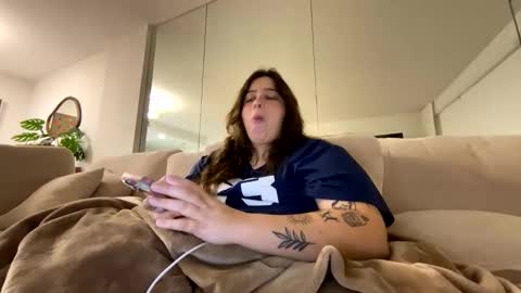 Snapshot of princesslaylaa chatting on 03.11.26 princessviccxo online show from 03.11.26