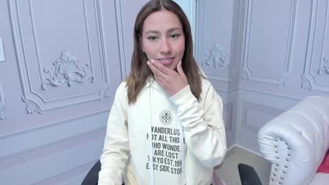   online show from 02.05.25