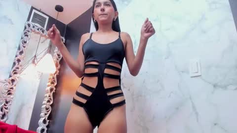   online show from 11.11.25