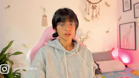 Snapshot of princessluna_14 chatting on 05.12.26 princessluna_14 online show from 05.12.26