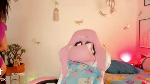 princessluna_14 online show from 07.12.26