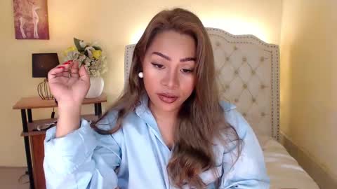 Snapshot of princessyanzy chatting on 12.13.24 princessyanzy1 online show from 12.13.24