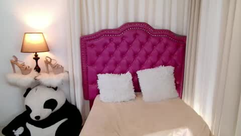 Snapshot of princessyanzy chatting on 09.09.25 princessyanzy1 online show from 09.09.25