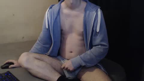 Snapshot of prinz_xxx chatting on 01.21.25 xXx online show from 01.21.25