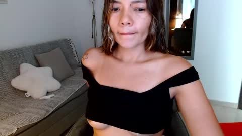 Snapshot of priscila_black chatting on 05.27.26 Marcela online show from 05.27.26