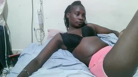 pritty_amber online show from 03.11.26