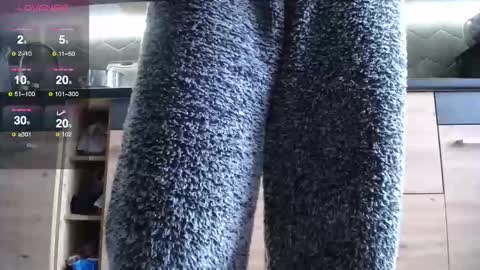 Snapshot of private_space chatting on 10.22.25 Space online show from 10.22.25