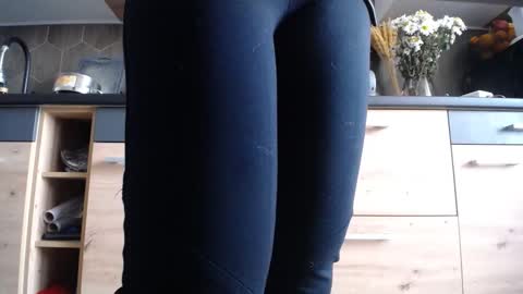 Snapshot of private_space chatting on 11.27.25 Space online show from 11.27.25