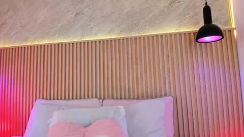 Profana Red online show from 03.17.26