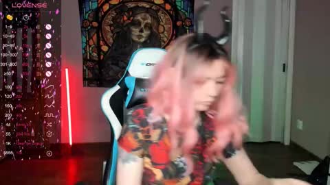 Snapshot of project_hisoka44 chatting on 11.11.25 Di online show from 11.11.25