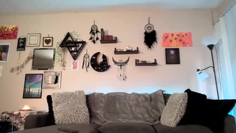 Snapshot of properfuct chatting on 11.26.25 Properfuct online show from 11.26.25