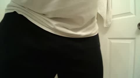 Snapshot of proseccopapi23 chatting on 03.08.25 proseccopapi23 online show from 03.08.25