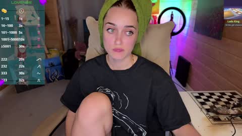 Queen of Pain online show from 12.15.24