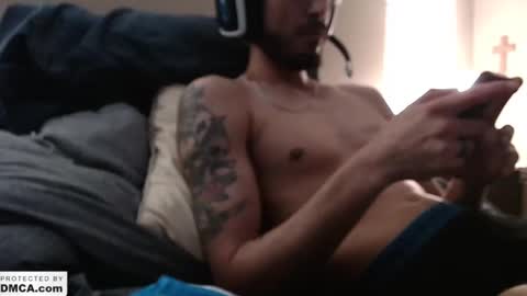 Snapshot of psilocipher chatting on 10.06.25 Sk8wave online show from 10.06.25