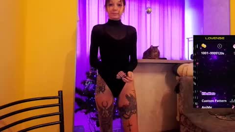 LUCY -----    online show from 01.07.25