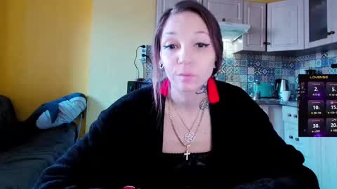 LUCY -----    online show from 02.08.25