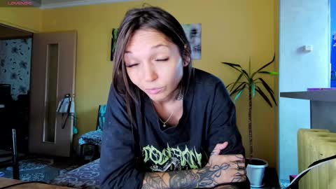 LUCY -----    online show from 10.07.25