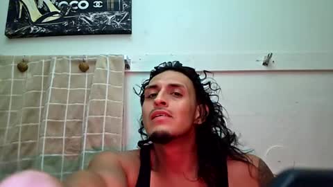 Snapshot of ptownazlatino chatting on 08.08.26 Bobby boi online show from 08.08.26