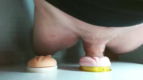 Snapshot of pude90 chatting on 09.23.25 PuDe90 online show from 09.23.25