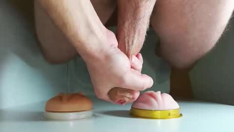 Snapshot of pude90 chatting on 09.28.25 PuDe90 online show from 09.28.25