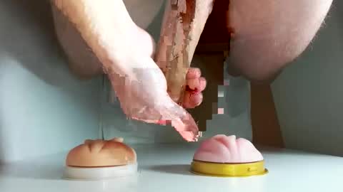 Snapshot of pude90 chatting on 10.13.25 PuDe90 online show from 10.13.25