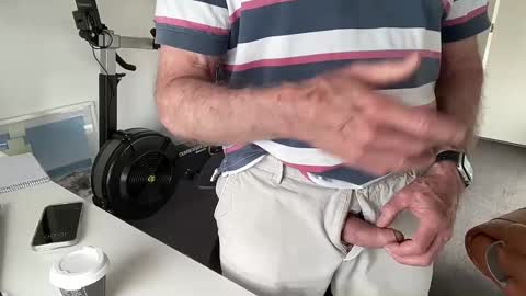 Snapshot of puffiest chatting on 12.25.24 puffiest online show from 12.25.24