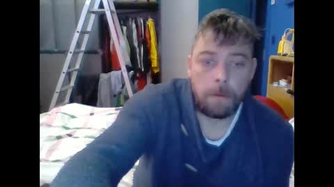 Snapshot of pug2222 chatting on 01.08.25 pug2222 online show from 01.08.25