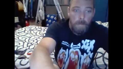 Snapshot of pug2222 chatting on 09.25.25 pug2222 online show from 09.25.25