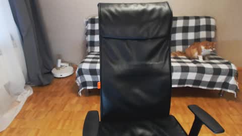 Polly online show from 12.27.24