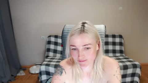 Polly online show from 05.23.26