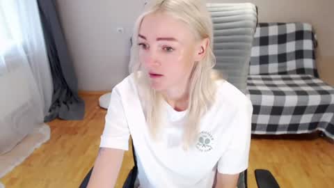Polly online show from 06.10.26