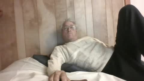 Snapshot of pumpkinpatchman chatting on 01.01.25 Pumpkinpatchman online show from 01.01.25