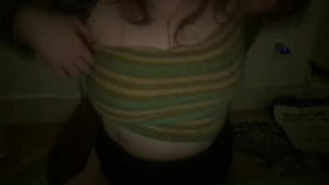 Snapshot of punchcard chatting on 09.24.25 shy chub online show from 09.24.25