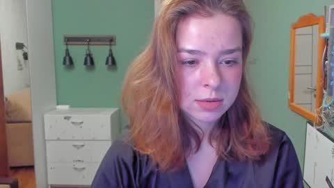 Snapshot of puoli chatting on 12.12.24 Polly online show from 12.12.24