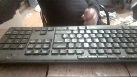 pup_y online show from 10.31.25