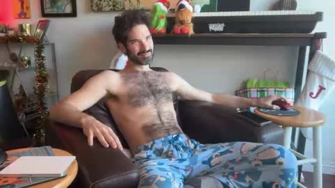 Pup Scritch online show from 12.15.25