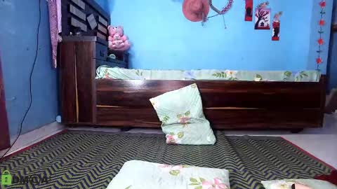 Pureannuals online show from 01.28.25