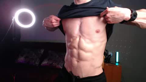 Snapshot of puremenshape chatting on 04.25.26 puremenshape online show from 04.25.26