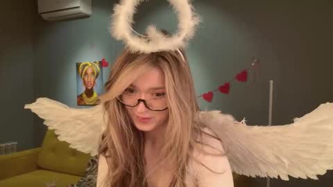 Bella online show from 02.14.26