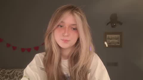 Bella online show from 04.03.26