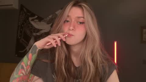 Bella online show from 04.18.26